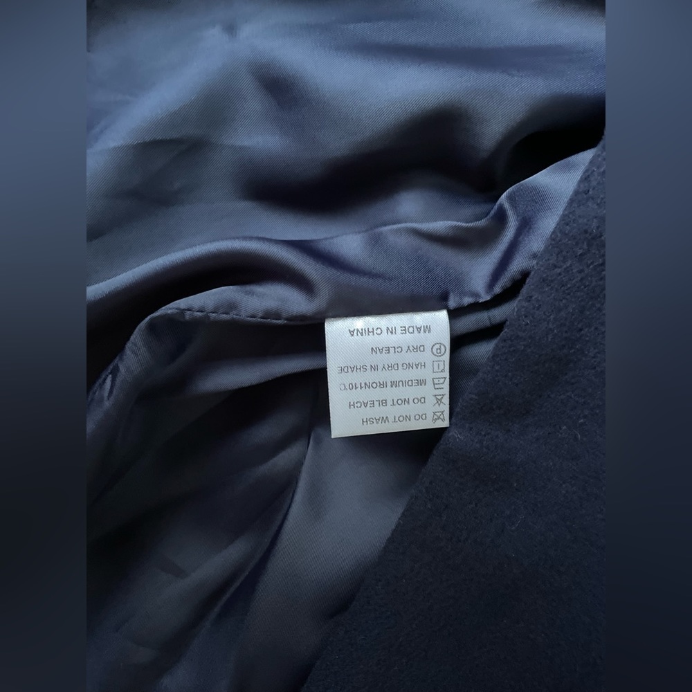 NWOT - Navy Blue Sleeveless Coat - Picture 5 of 6